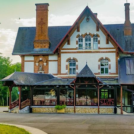 Hotel-Restaurant Domaine De La Grande Garenne Neuvy-sur-Barangeon Экстерьер фото